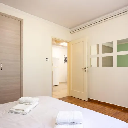 Apartment Private Close To The Athens